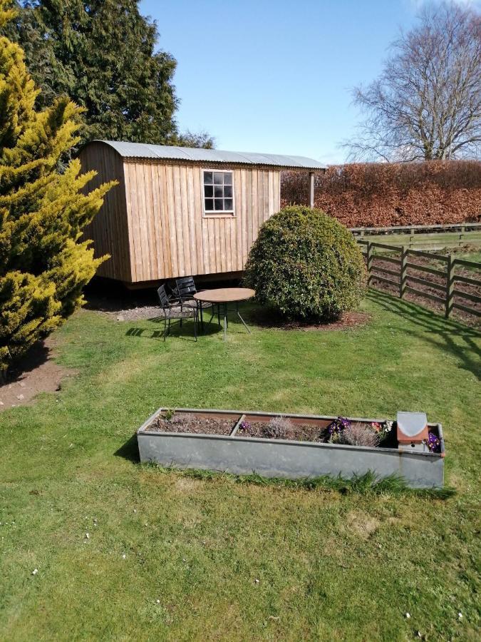 Lucker Mill Shepherds Huts 외부 사진